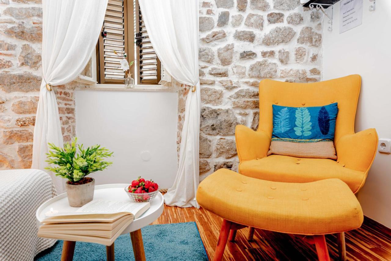 Golden Dream In Diocletian Palace Split Exterior foto